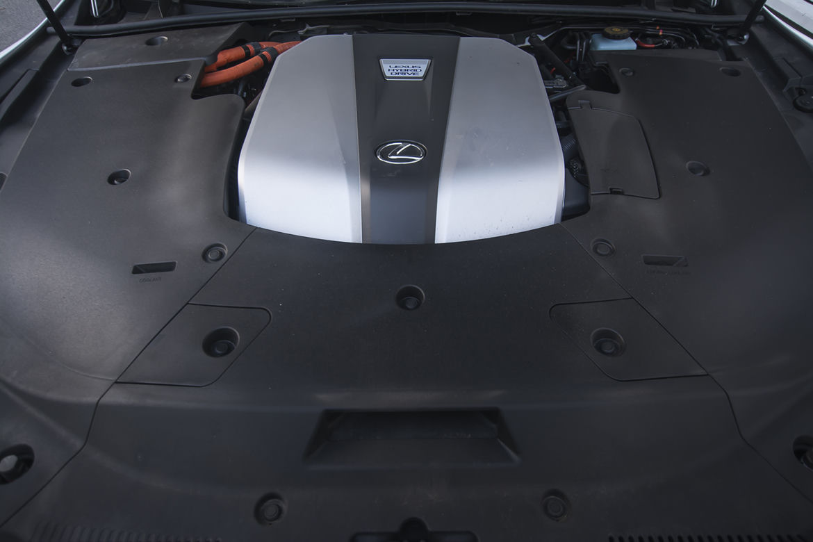 Lexus LS500h F-Sport
