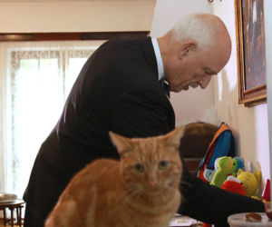 Tak mieszka Janusz Korwin-Mikke z żoną