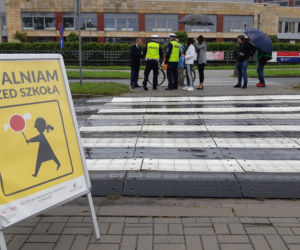 Zwolnij przed szkołą! Zmasowana akcja drogówki w regionie