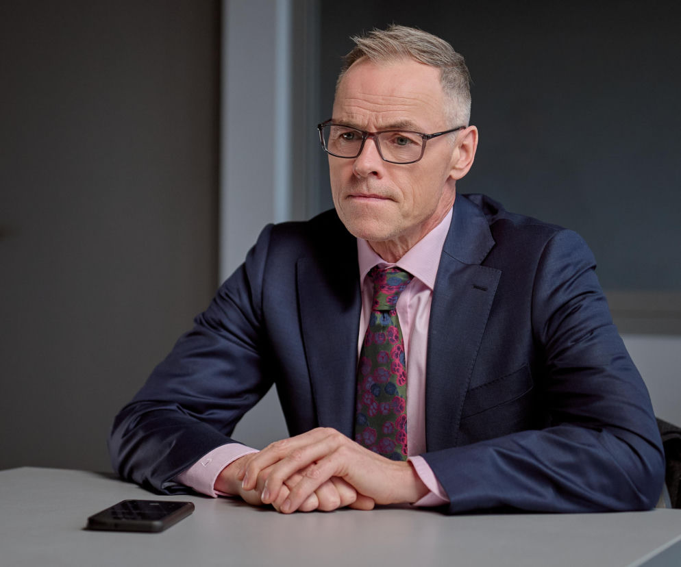 Na Wspólnej, odcinek 4178: Damian staje twarzą w twarz ze swoim prześladowcą. Krupski grozi mu poważnymi konsekwencjami - ZDJĘCIA