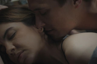 M jak miłość, odcinek 1891. Olek (Maurycy Popiel), Aneta (Ilona Janyst)