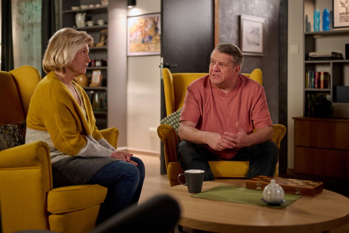 Na Wspólnej odc. 4061: Danka (Lucyna Malec), Marek (Grzegorz Gzyl)