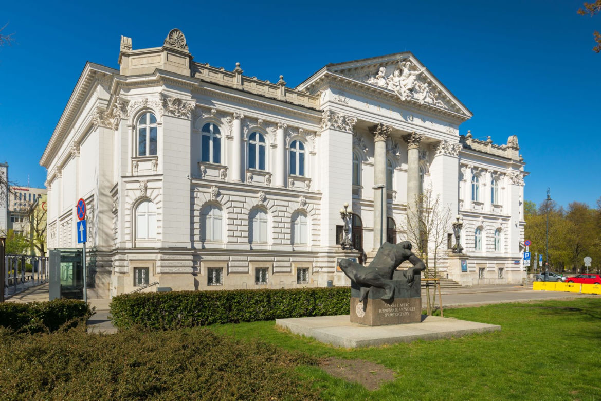 Zachęta przy pl. Małachowskiego. Noc Muzeów 2021 