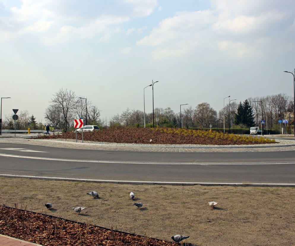 Nowe rondo w Rudzie Śląskiej jest już gotowe. Powstało na skrzyżowaniu ulic Wolności, Magazynowej i Brańskiego