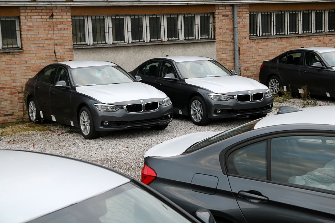policyjne BMW 330i xDrive