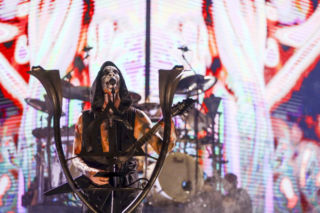 Nergal cofa się o 30 lat. Na Summer Dying Loud odtworzy początki Behemotha