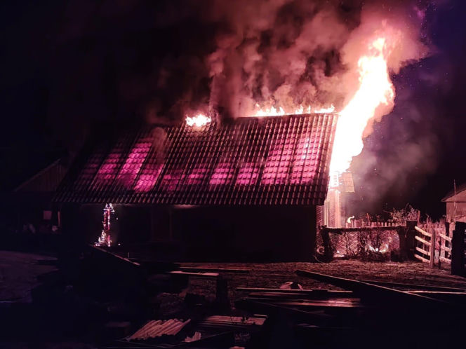 Pożar w Wigilię zabrał im dach nad głową. Trwa zbiórka na kontener mieszkalny dla pana Kazimierza i jego żony