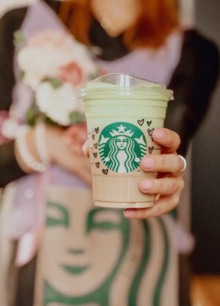 Rozsmakuj się w walentynkowych nowościach od Starbucks