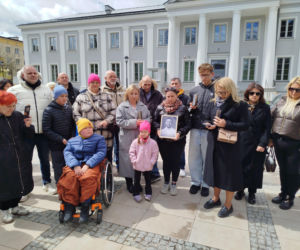 Siedlczanie uczcili minutą ciszy pamięć o zmarłym pośle Łukaszu Litewce