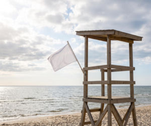 Sinice Łeba. Czy w Łebie można się kąpać 21.08? Flaga, warunki pogodowe