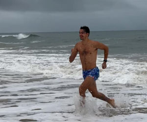 Natalia Bukowiecka i spółka w wodzie