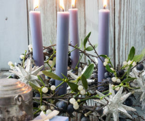 Minimalistyczny wieniec adwentowy