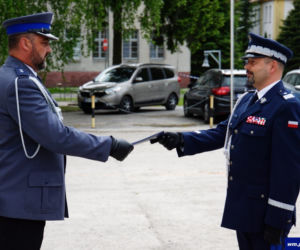 Nowi oficerowie w warmińsko-mazurskiej policji. Czekali na to kilkanaście miesięcy [ZDJĘCIA]
