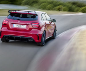 Mercedes-Benz A45 AMG lifting 2016