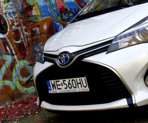 Toyota Yaris Hybrid lifting 2014