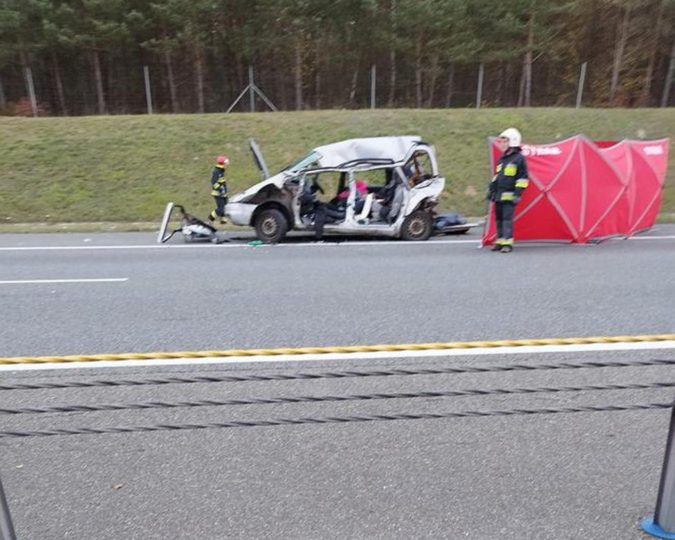 Horror na A4 rozbił rodzinę. 12-letnia Kalinka zginęła z ojcem, jej rodzeństwo walczy o życie