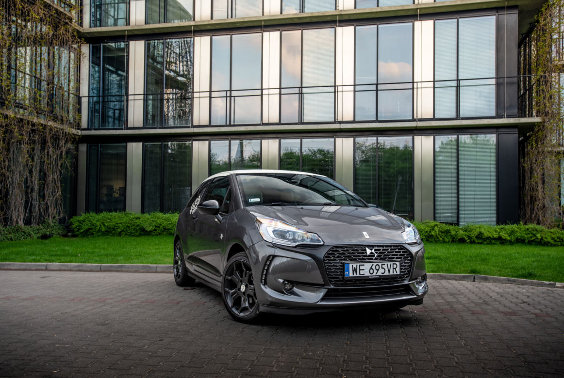 DS 3 PureTech 110 EAT6 Cafe Racer