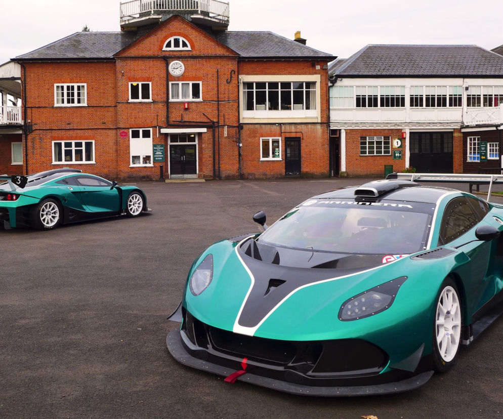 Arrinera Hussarya GT