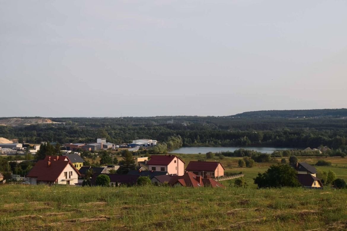 Najdłuższa miejscowość w Świętokrzyskiem. Brzeziny 