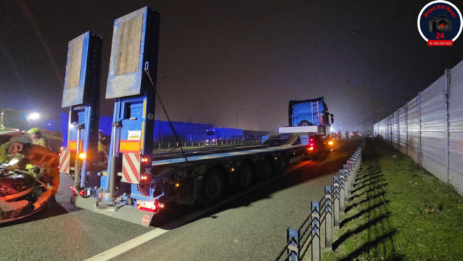 Wypadek na trasie S2.