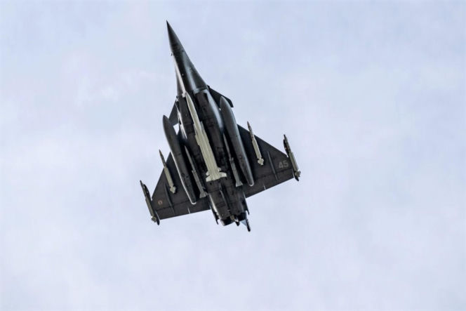 Rafale M z pociskiem atomowym ASMPA-R