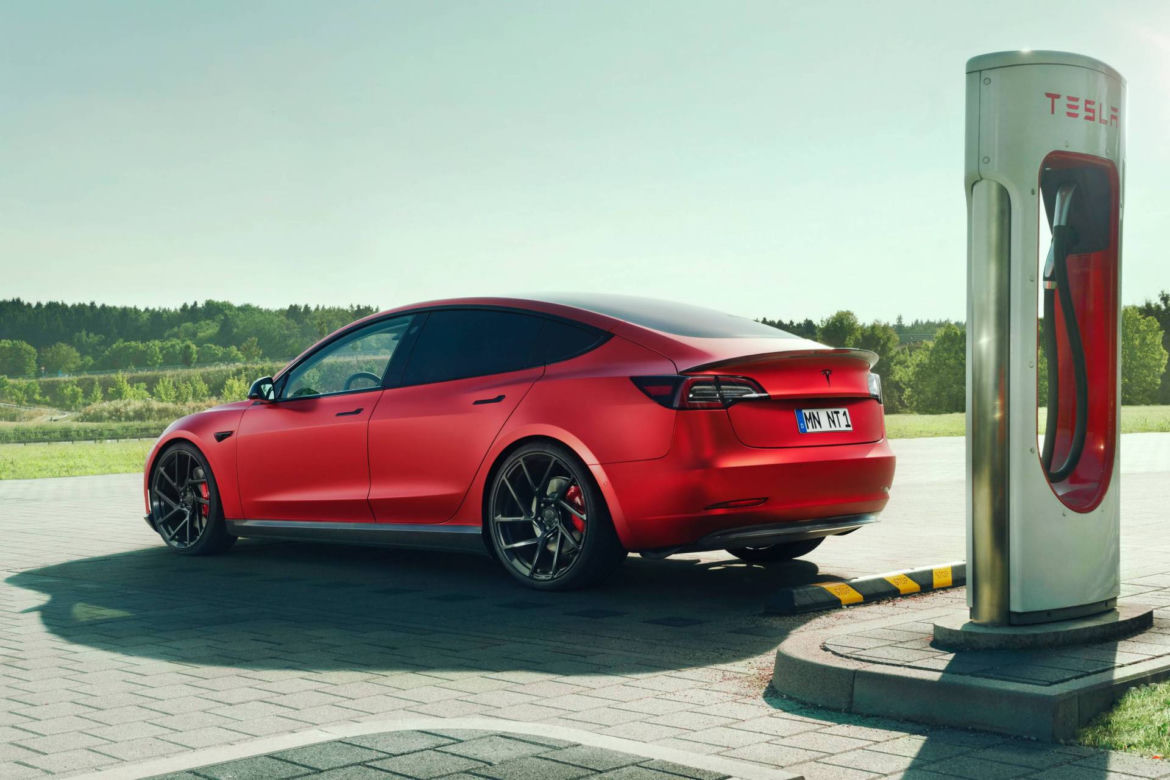 Tesla Model 3 po tuningu Novitec