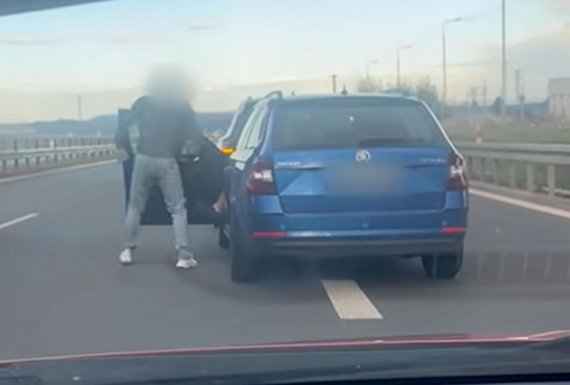 Bił kobietę na autostradzie, bo jechała zgodnie z przepisami! Wszystko nagrała jej 8-letnia córka
