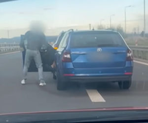 Bił kobietę na autostradzie, bo jechała zgodnie z przepisami! Wszystko nagrała jej 8-letnia córka