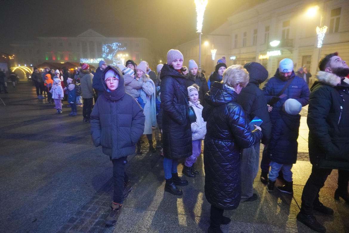 Silent disco i diabelski młyn w Rynku w Kielcach