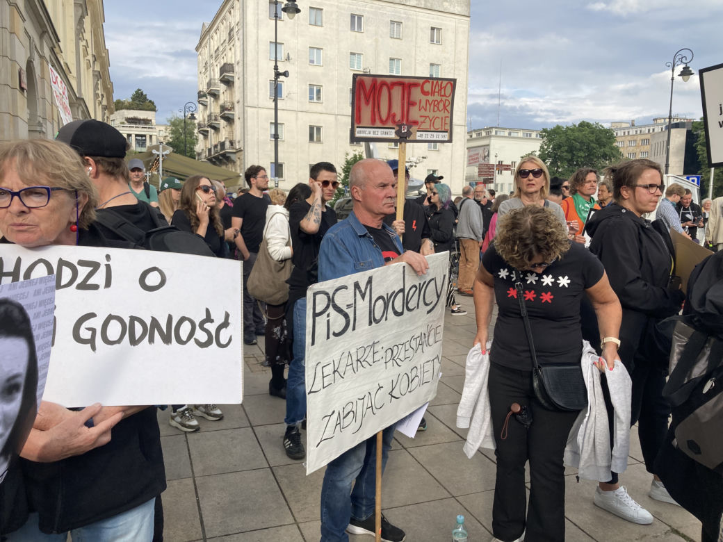 Marsz Strajku Kobiet "Ani jednej więcej!"
