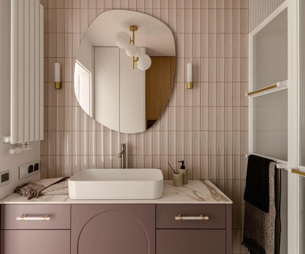 Mieszkanie w beżach i kremach w Krakowie