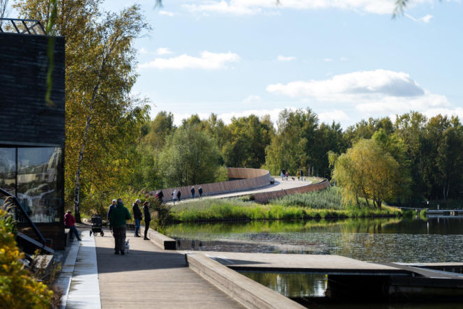 Przystań żeglarska w Tychach nad jeziorem Paprocany