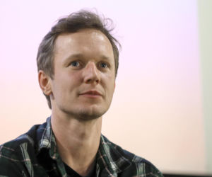 Filip Pławiak kiedyś i dziś. Tak przez lata zmieniał się ulubieniec widzów z serialu Chyłka