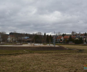 Nowy park w Olsztynie. Są ławeczki, miejsca do grillowania, plac zabaw [ZDJĘCIA]