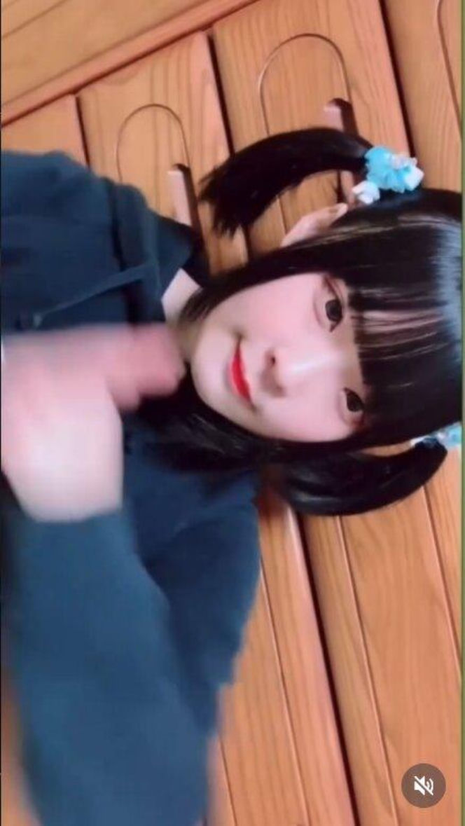 Dramat w sieci! Młoda gwiazda odeszła nagle, zostawiając miliony fanów