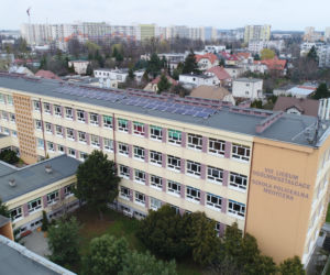Prąd z promieni słonecznych popłynie w kolejnych bydgoskich szkołach! [ZDJĘCIA]
