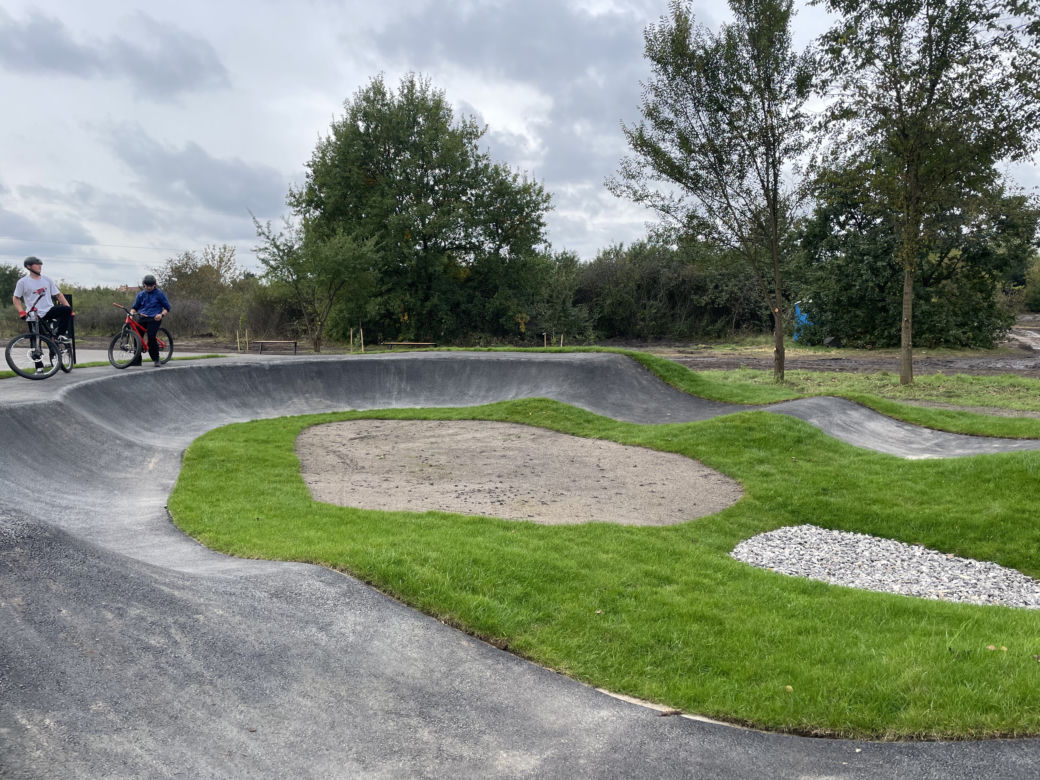 Pierwszy w Radomiu tor pumptrackowy powstał na Borkach