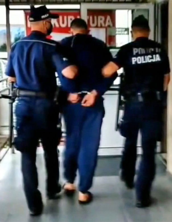 Grajewo. ZATŁUKLI Irka bejsbolem. KRWAWA nocna wizyta w domu na Podlasiu
