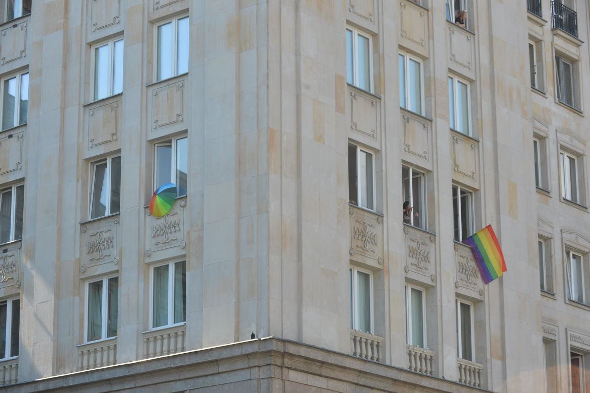 Zobaczcie pozostałe zdjęcia z Parady Równości - przesuń z prawej do lewej, by przejść dalej