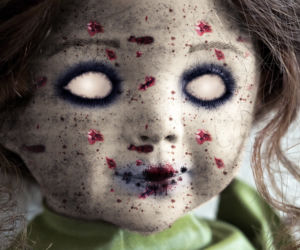 Najlepsze stroje na HALLOWEEN 2021. W tych przebraniach zrobisz furorę! [GALERIA]