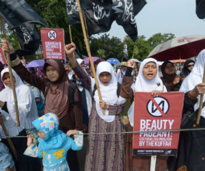 protesty, miss world