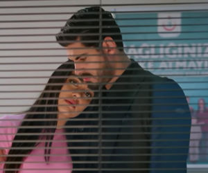 Panna młoda, odcinek 63: Choroba Cemila zbliży Hancer i Cihana. Odmówi poddania się operacji - ZDJĘCIA