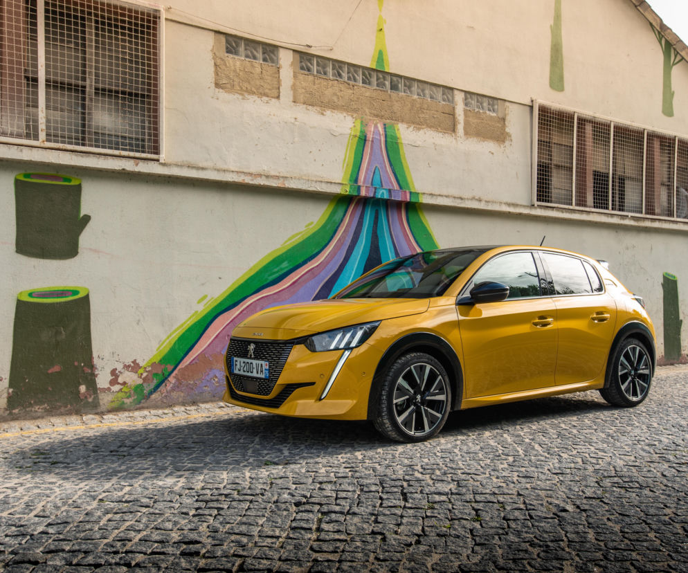 Peugeot 208 