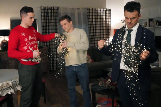 Barwy szczęścia, odcinek 3375: Hubert (Marek Molak), Staś (Olaf Kaprzyk), Ignacy (Olaf Staszkiewicz)