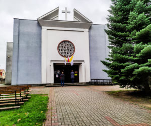 Ostatnie pożegnanie Pauliny. 25-latka została brutalnie zamordowana na oczach dzieci 