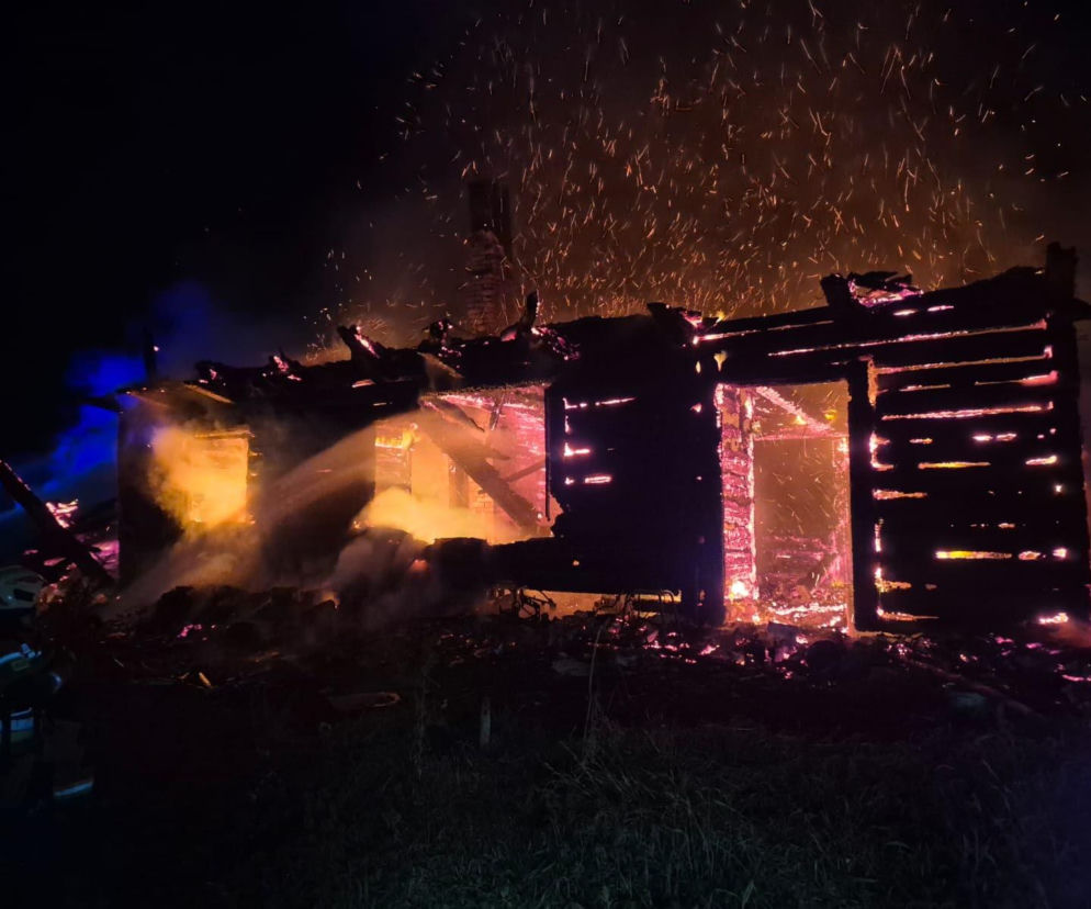 Dramat w Dąbrówce Szczepanowskiej. Dwie ofiary śmiertelne pożaru