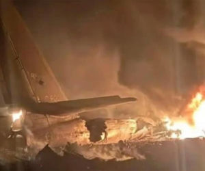Katastrofa rosyjskiego bombowca. Tu-95 rozbił się i stanął w ogniu. Zginęło 6 osób