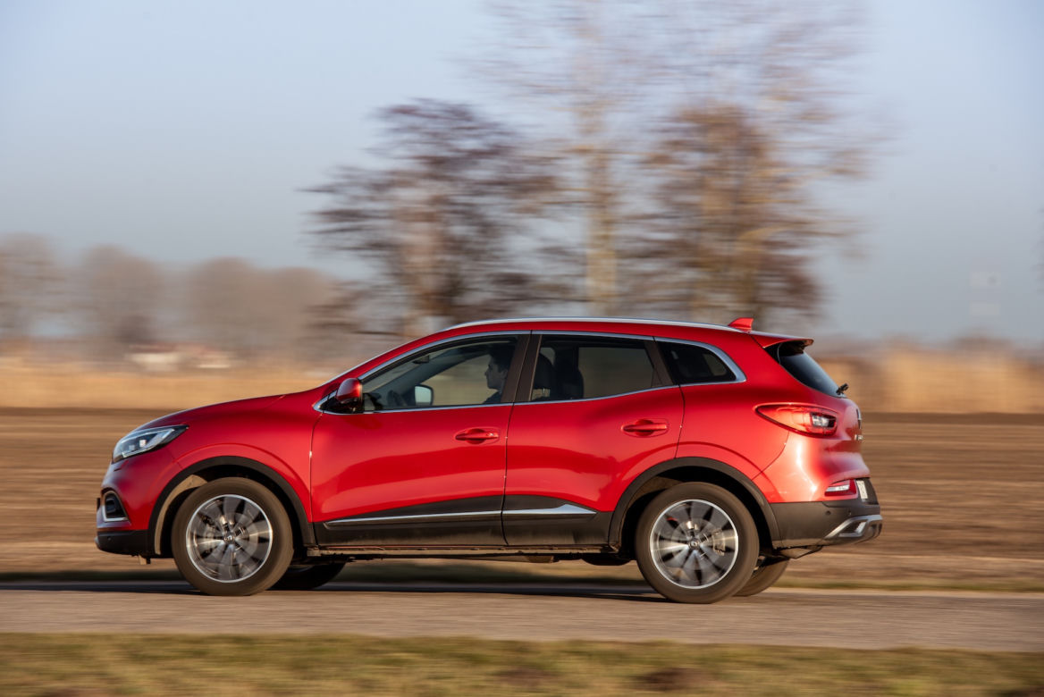 Renault Kadjar TCe 140 FAP vs Opel Grandland X 1.5 Diesel 130 KM Start/Stop AT8