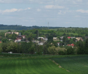 To jedno z najpiękniejszych miast w województwie śląskim. Powstało w PRL-u, wcześniej było osiedlem