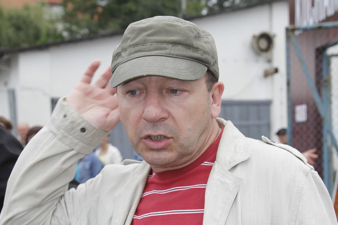 Zbigniew Zamachowski kiedyś i dziś. Tak przez lata zmieniał się głos Shreka i aktor z "Trzech kolorów"